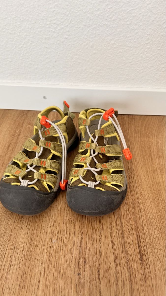 Scarpe per ragazzi: Kinder Sommerschuhe – Usato da Zürich venduto da Torrao87 2