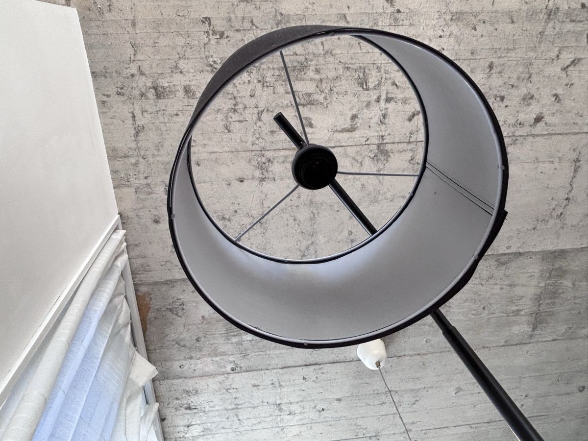 Lampade: Stehlampe schwarz mit Stoffschirm E27 – Usato da Zürich venduto da mme95 2