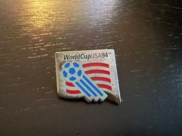 Pin / Anstecker / Badge Fussball WM USA 94 Rarität!