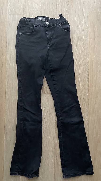 Pantaloni: Jeans Gr. 158 schwarz Bootcut – Usato da Zürich venduto da nop4