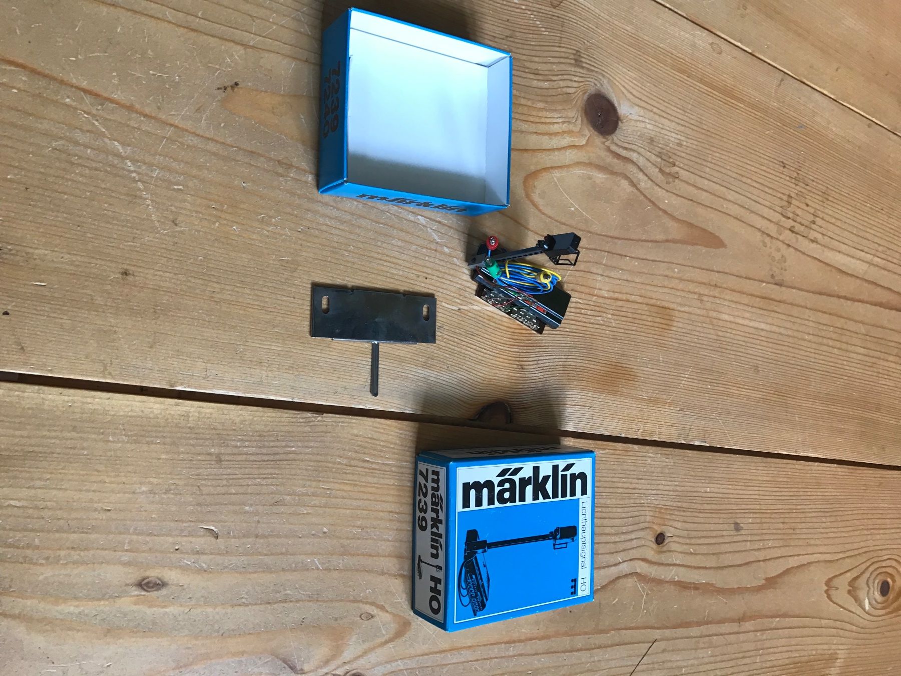 Märklin Modellini di ferrovie: märklin 7239, lichtsignal – Usato da Liestal venduto da ozo2005