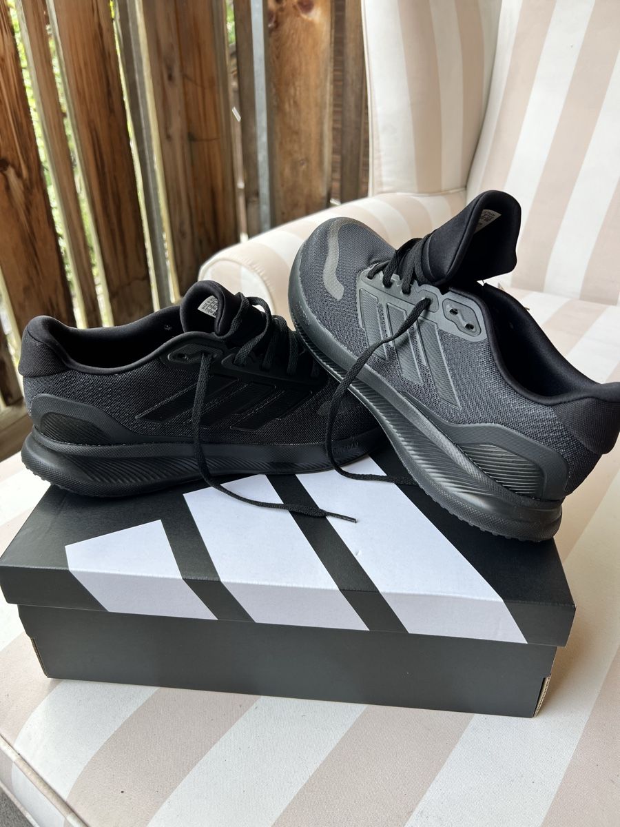 Adidas Herrenschuhe: Adidas Runfalcon 5 new with tags – Neu und originalverpackt aus Kandersteg von Siekierka01 1