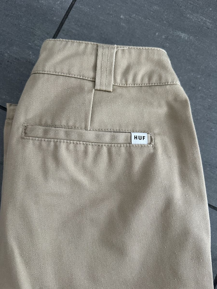 Hosen: HUF Hose Beige – Gebraucht aus Lumbrein von nin_558g 2