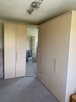 Eckkleiderschrank hell Holzoptik mit Spiegel