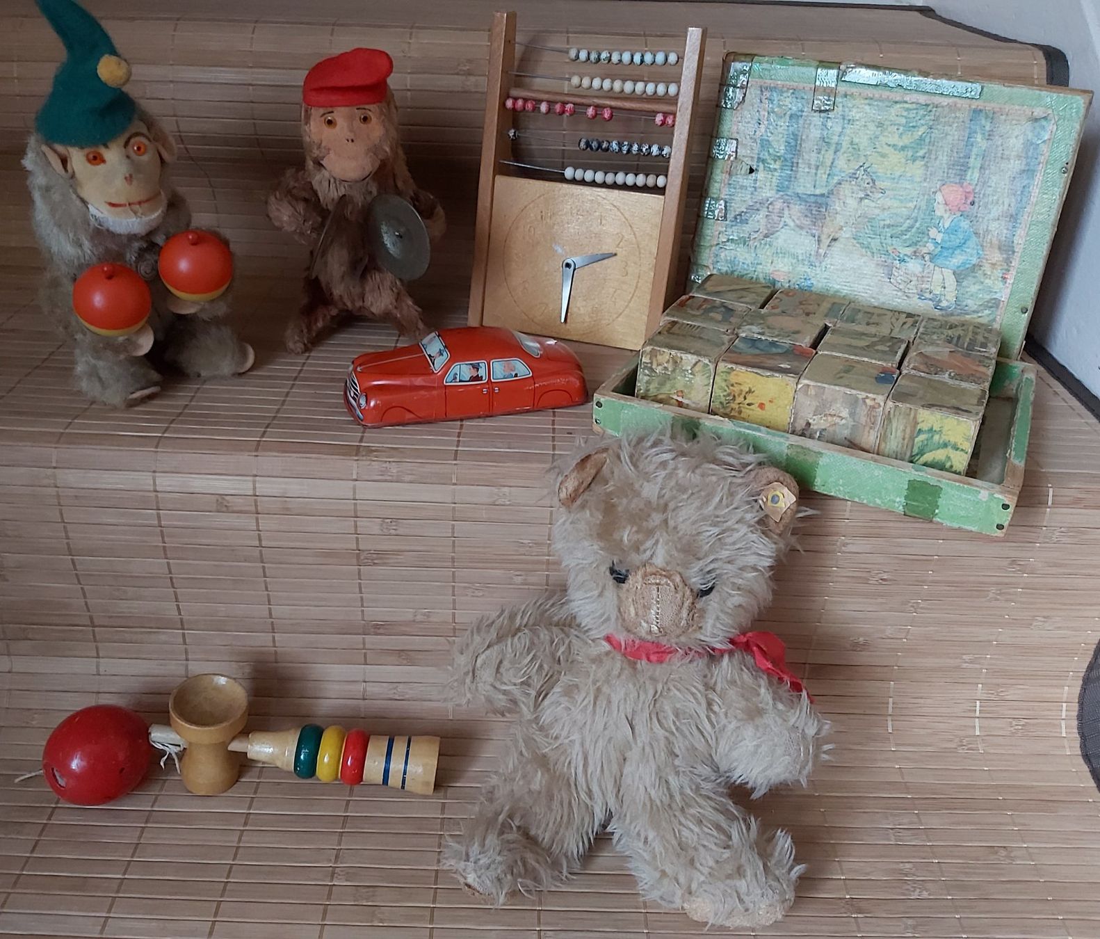 Giocattoli: Versand möglich! Alte Spielsachen diverse – Usato da Winterthur venduto da Goldpipau