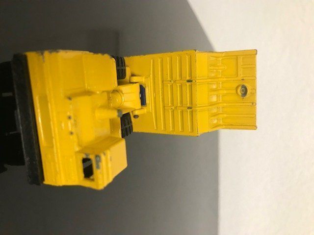 Matchbox Modellautos: Matchbox Dumper – Gebraucht aus Herisau von ErWi9100 5