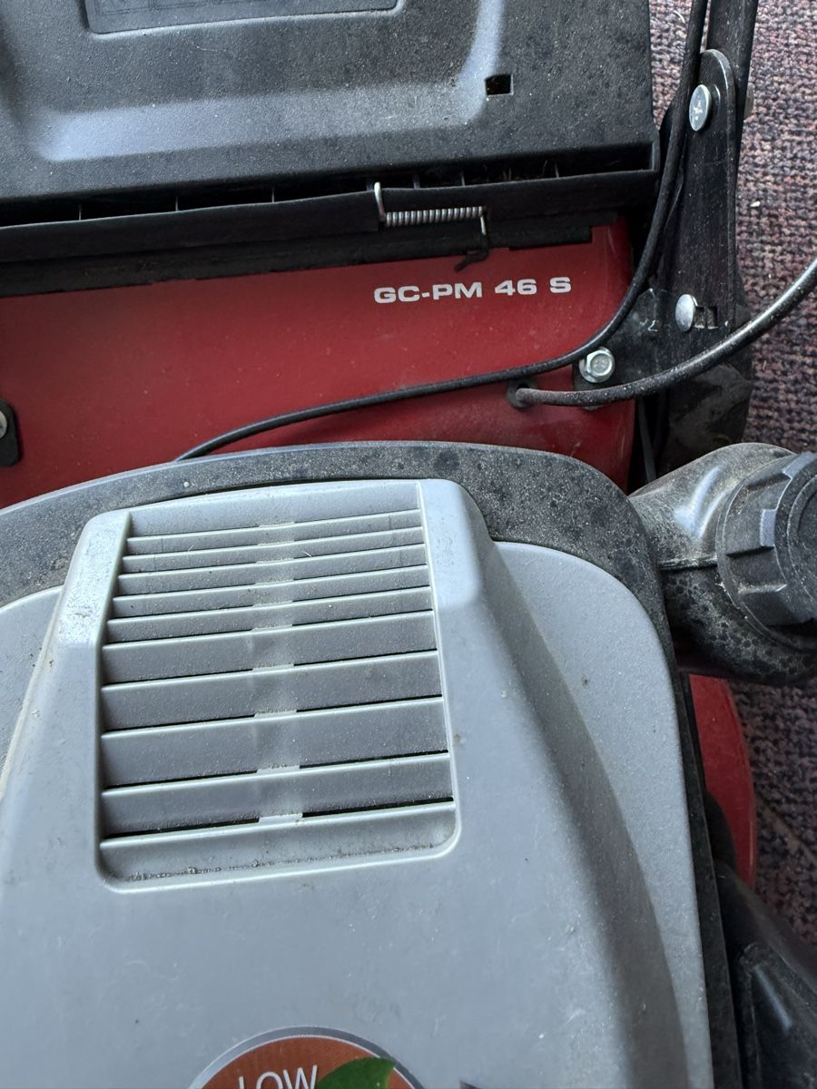 Einhell Tagliaerba: Benzin Rasenmäher Einhell GC-PM 46 S  – Usato da Trübbach venduto da ROARALLA 2