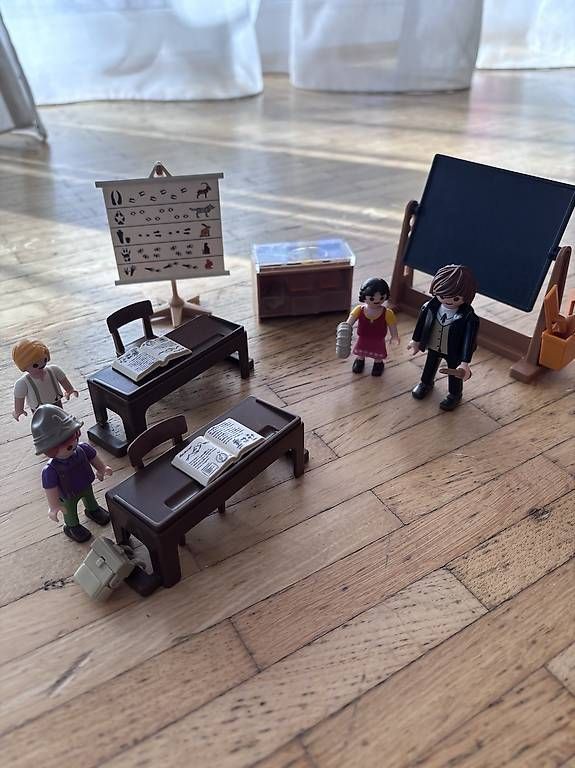 Giocattoli: Playmobil Heidi Schule – Usato da Aarau Rohr venduto da mia_guapa 1
