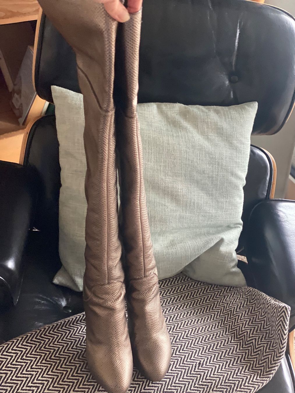 Sergio Rossi Scarpe da donna: Sergio Rossi Overkneestiefel – Usato da Uster venduto da Charis5 4