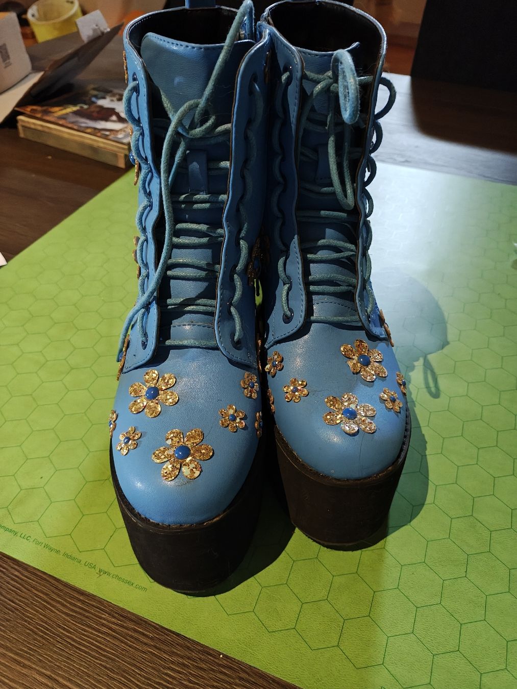 Scarpe da donna: Koi platform boots – Usato da Mönchaltorf venduto da Llyrian 1
