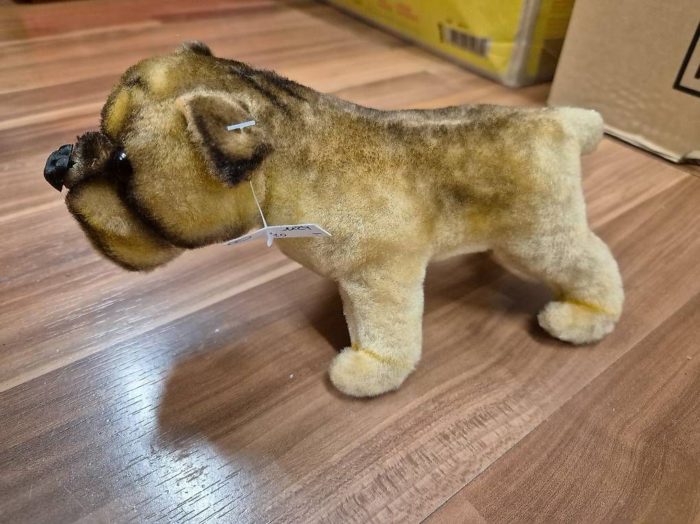 Giocattoli: Dakin Bulldogge – Usato da Schwarzenburg venduto da flamingo1970