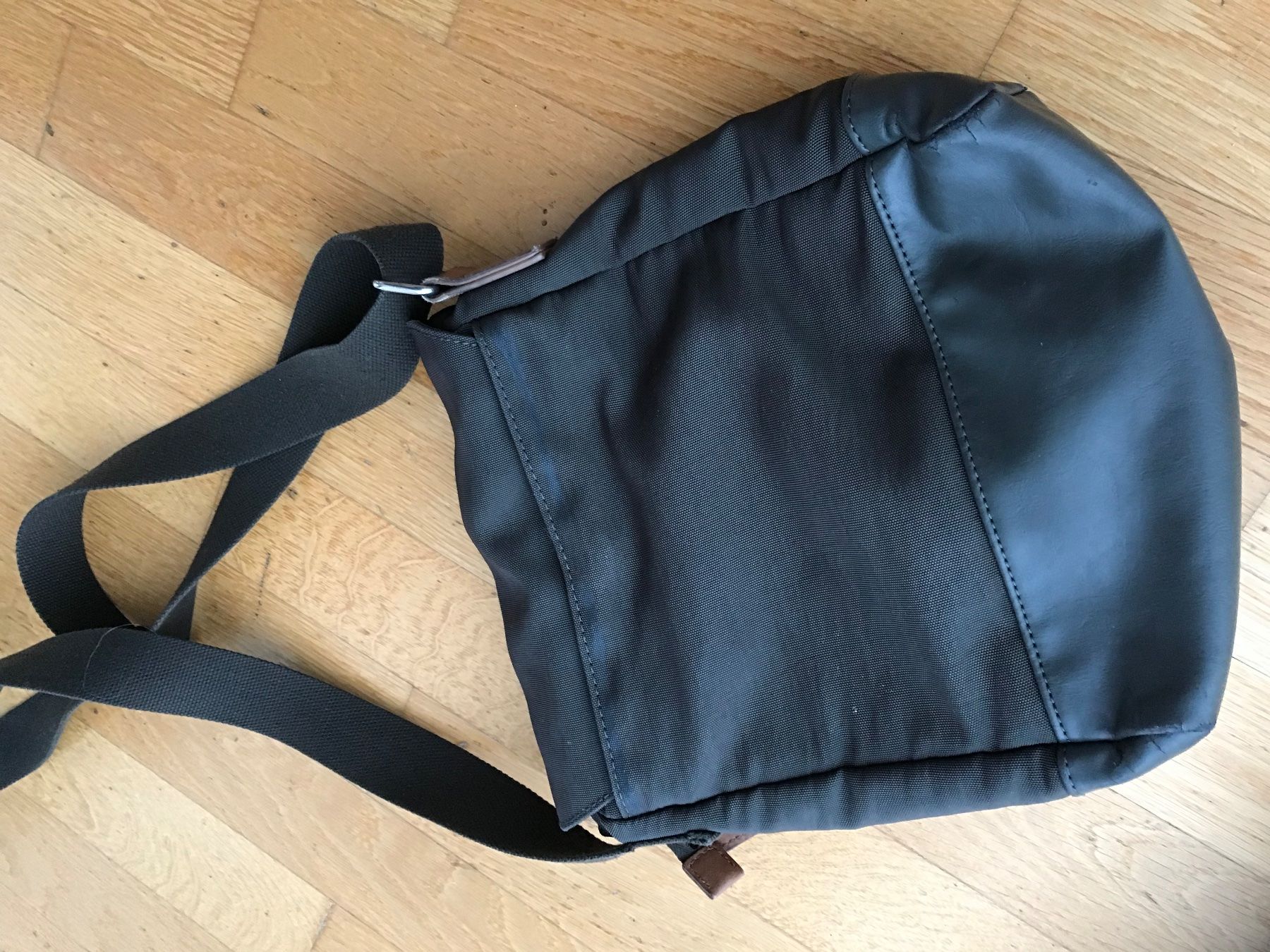 Calvin Klein Borse: Tasche von der Marke Calvin Klein – Usato da St.Gallen venduto da bubo2008 3