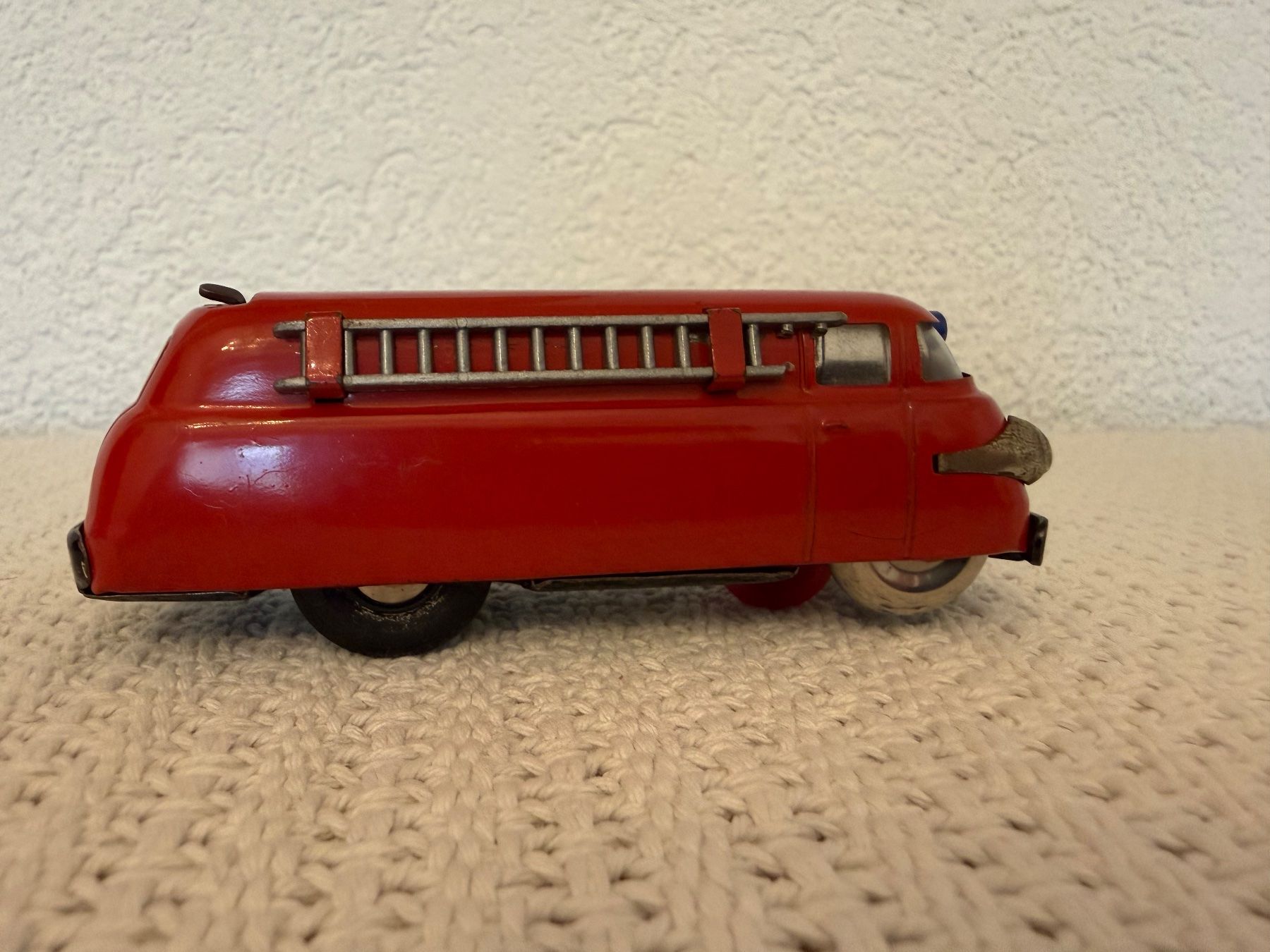 Schuco Modellbausätze & Standmodelle: Schuco / Varianto / Feuerwehrauto / No3047 – Gebraucht aus Bad Ragaz von User_E43 2