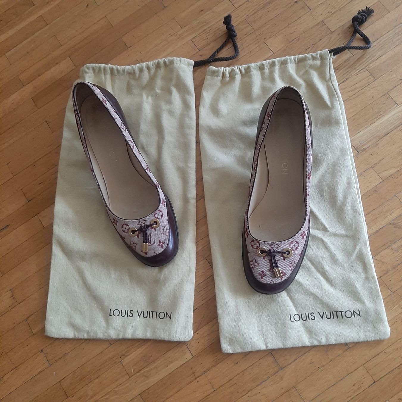 Louis Vuitton Scarpe da donna: Escarpins Louis Vuitton monogramme – Usato da Chêne-Bourg venduto da chsandra34