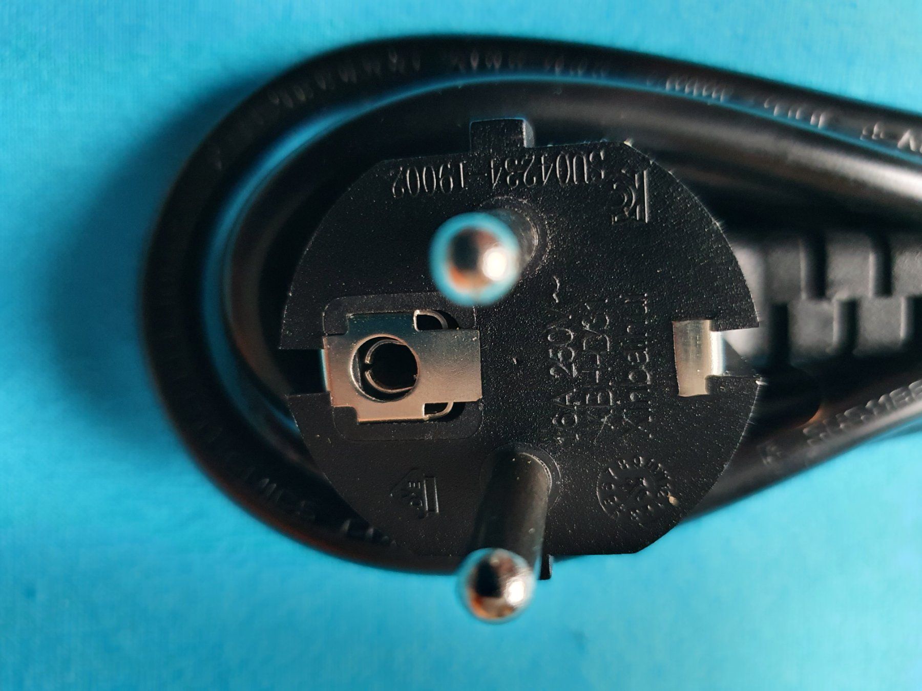 Câbles: Netzkabel - PC Kabel - Deutscher Stecker – Neuf (Voir description) à Volketswil par nibin99 3