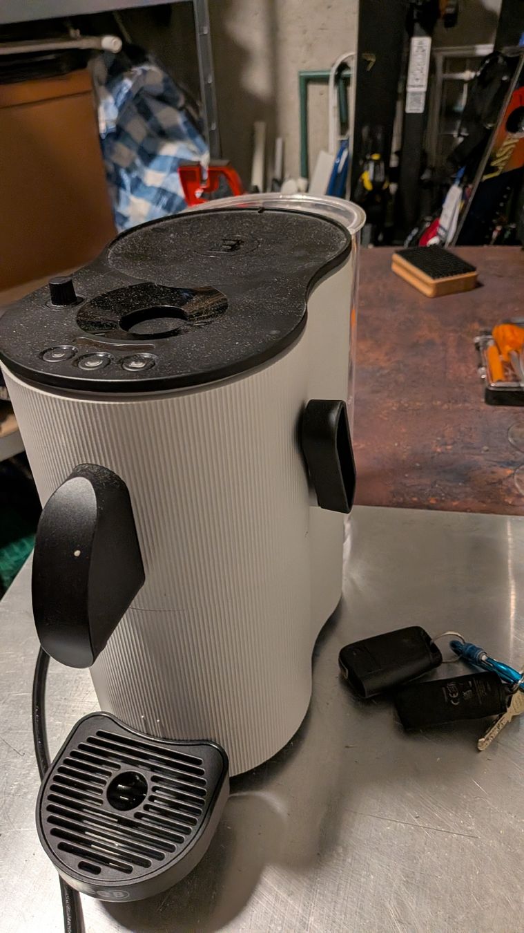 Coffee B Kaffeemaschinen & Espressomaschinen: Machine à café blanche, état d'occasion, avec accessoire – Gebraucht aus Lavigny von leo_5cbr 2