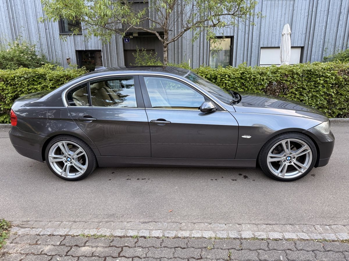 BMW Autos: BMW E90 325i Handschalter – D'occasion à Winterthur par Ruby1291 1