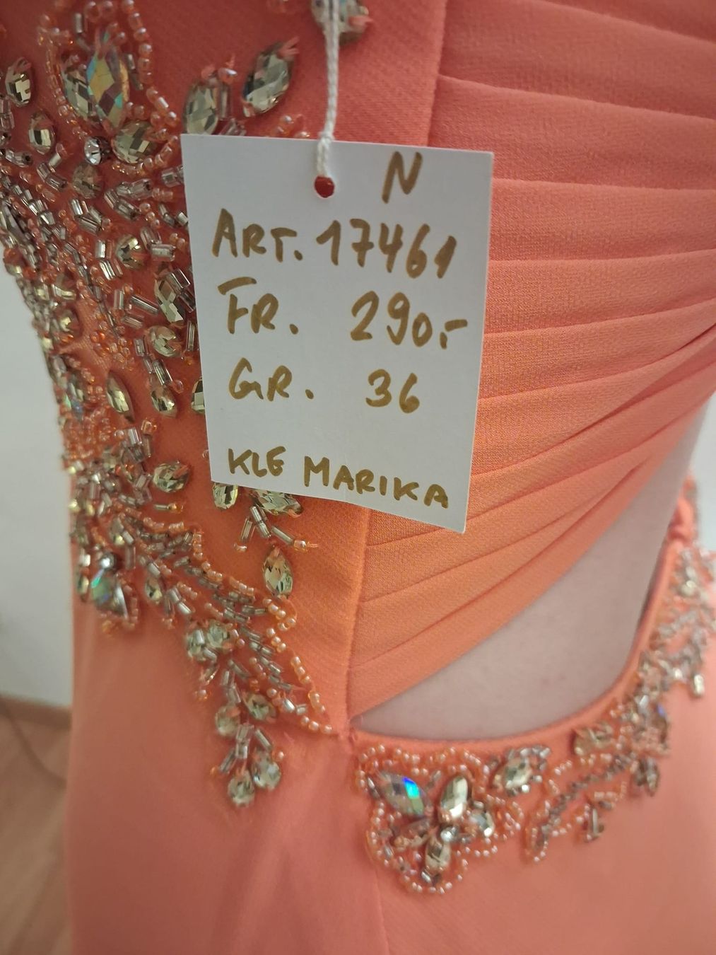 Vestiti: Oranges pastellfarbenes Abendkleid Gr. 36 - neu – Nuovo e nell'imballaggio originale da Rüti ZH venduto da bep_5rlt 4