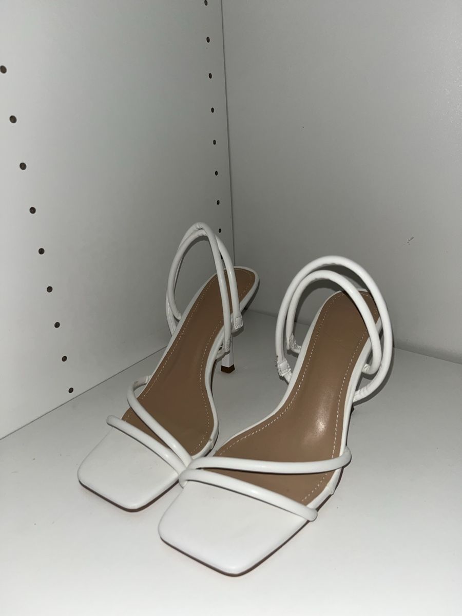 Shein Scarpe da donna: Weisse Basic Heels Grösse 37 – Nuovo (secondo la descrizione) da Bern venduto da Zoee.pg 1