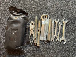 Kawasaki Motorrad Bordwerkzeug mit Werkzeugtasche