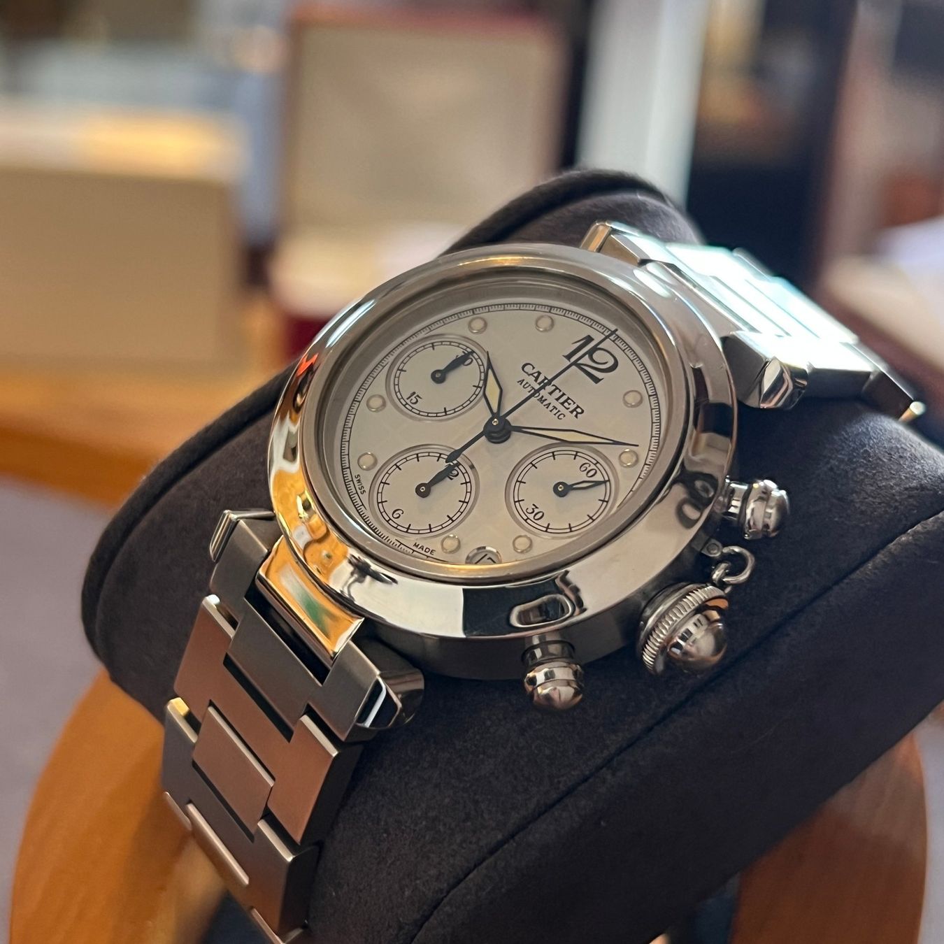 Cartier Orologi: Cartier Pasha C Automatic Chronograph Full Set W31039M7 – Usato da Carouge GE venduto da Watchaser 8