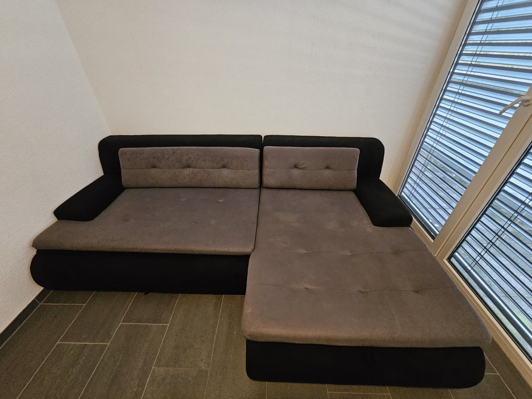 Divani: Sofa – Usato da Unterkulm venduto da Chaplyn2018