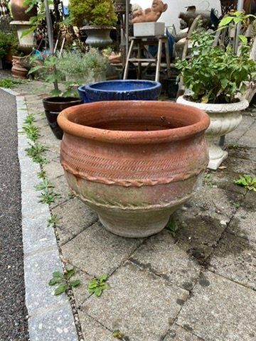Pots de fleurs: Grosser Topf – D'occasion à Forch par ESELSTEIN