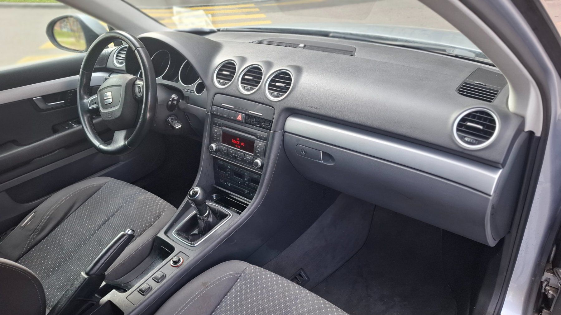 Seat Automobili: Seat Exeo ST 2.0 TDI – Usato da Basel venduto da getridofit1 4