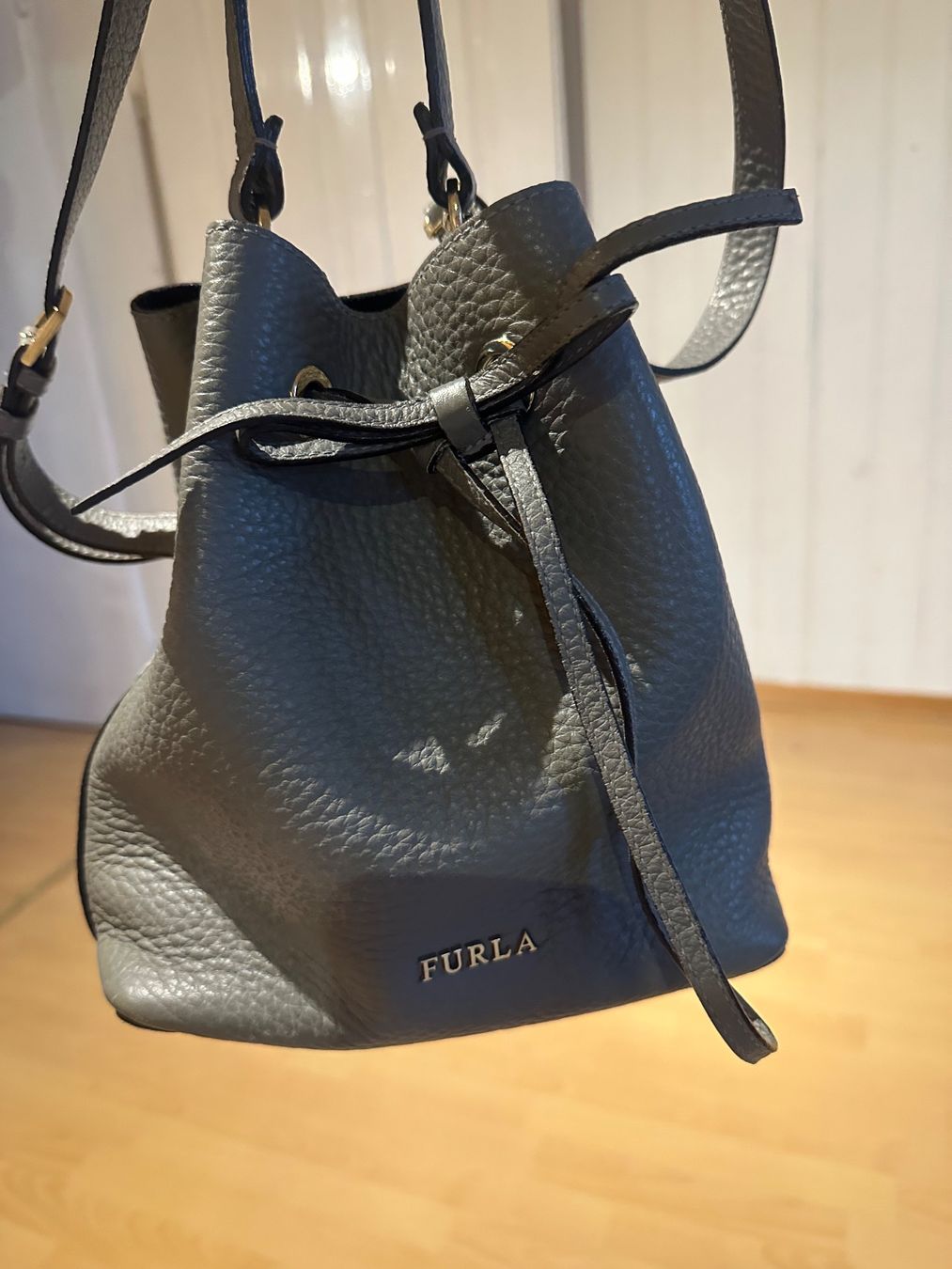 Furla Borse da donna: Furla beuteltasche – Usato da Adligenswil venduto da min_k7zx 2