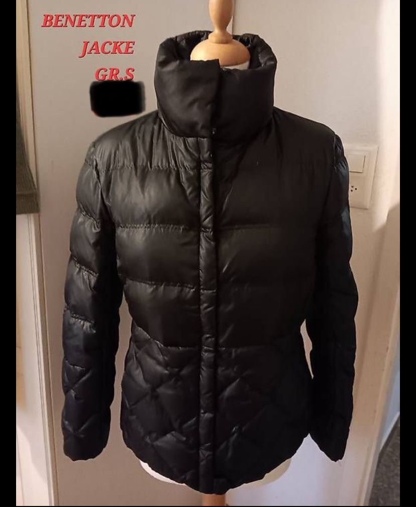 Benetton Jacken: Jacke – Gebraucht aus Küssnacht am Rigi von Wir-3 4