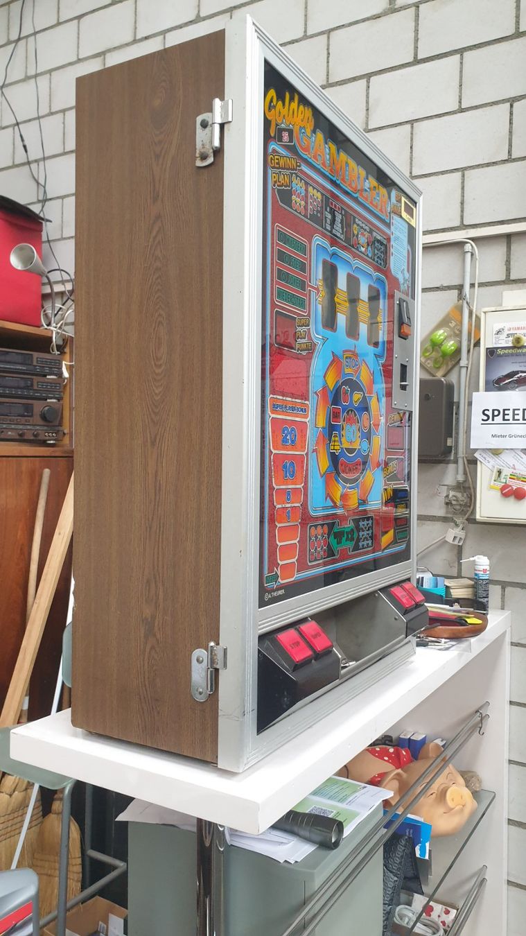 Slot Machine: Geldspielautomat – Difettoso da Müllheim Dorf venduto da Linus18 2