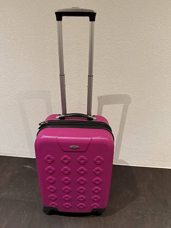 Valigie: Samsonite Carry On Pink – Usato da Buchs SG venduto da SemperFidelis2G