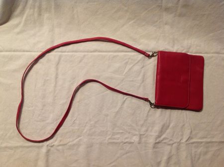 Idée cadeau!! Très joli sac rouge cuir Pilar Albarsanz NEUF