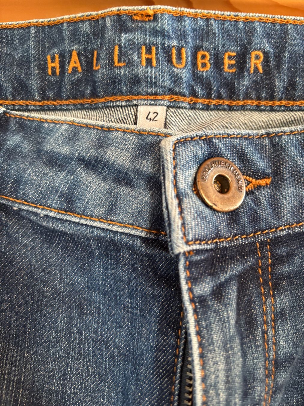 Hallhuber Jeans: Damenjeans- Hallhuber Gr42 – Nuovo (secondo la descrizione) da Weinfelden venduto da stella79 3