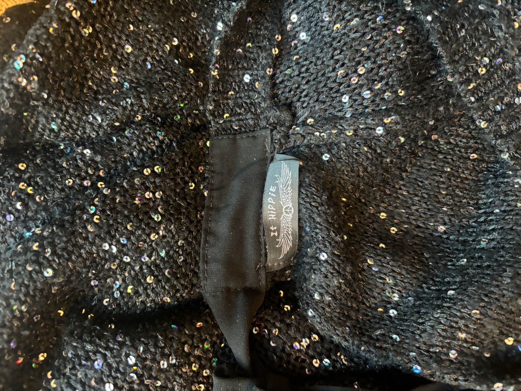 Maglioni & Felpe: Black Sequin Party Sweater with Open Back Detail – Usato da Genève venduto da Bella_909 4