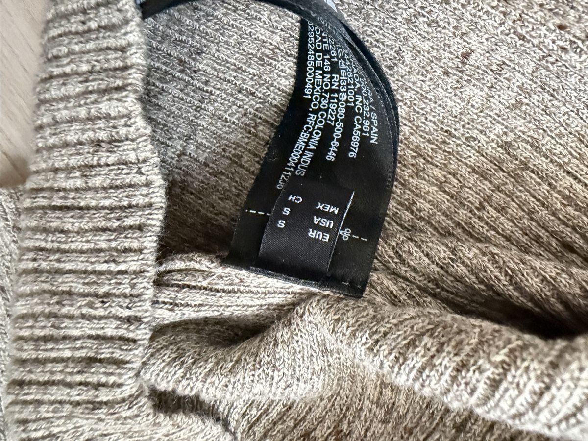 Pulls & Sweat-shirts: 25 – D'occasion à Brig par Zuckerfee13 2