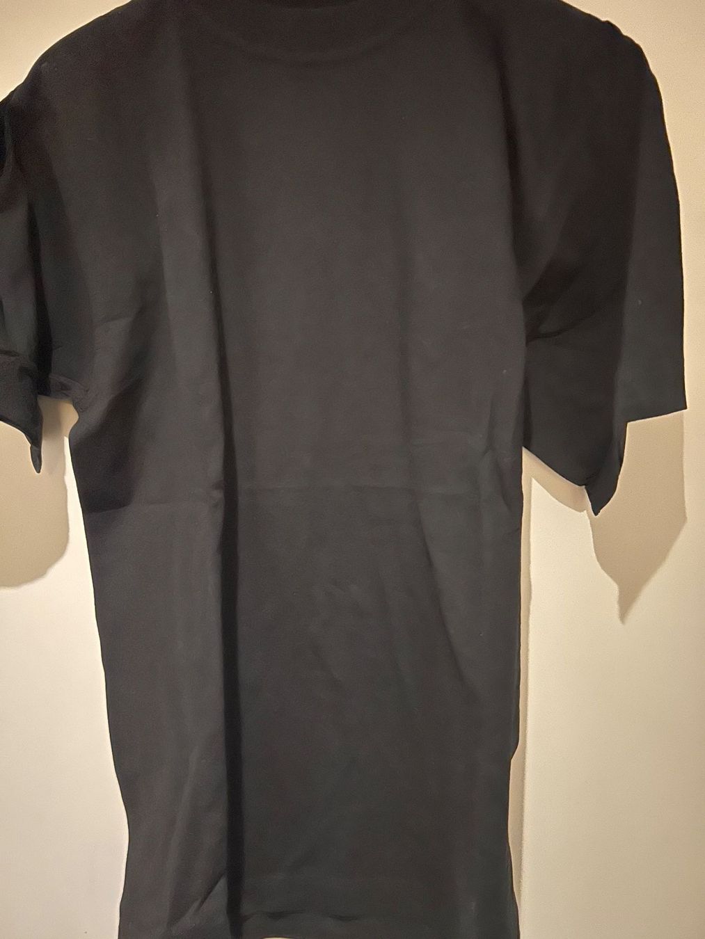 Globus T-shirt: Tshirt schwarz Picdor – Usato da Zumikon venduto da Uranus88
