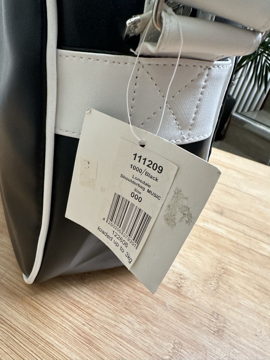Lonsdale Borse: Lonsdale Schulter-Tasche – Usato da Steffisburg venduto da PatrickB02 4