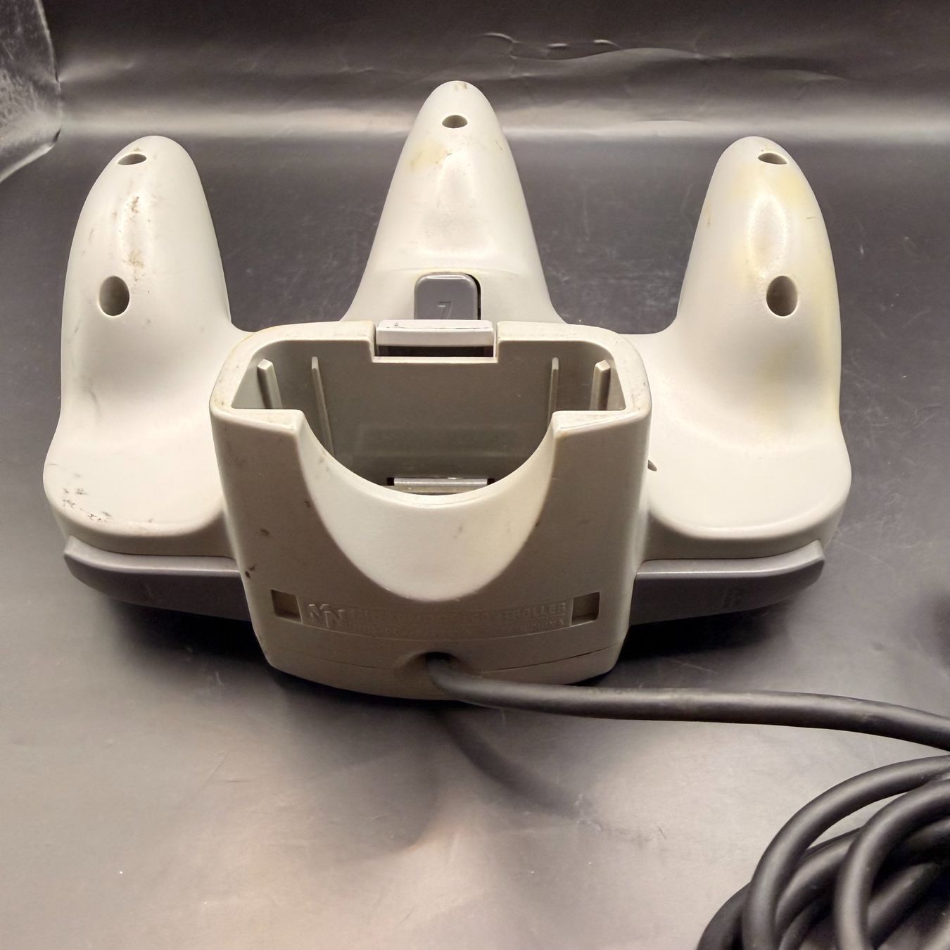 Nintendo Controller: Nintendo 64 Controller Grau – optische Mängel – Usato da Düdingen venduto da Nerdworld 6