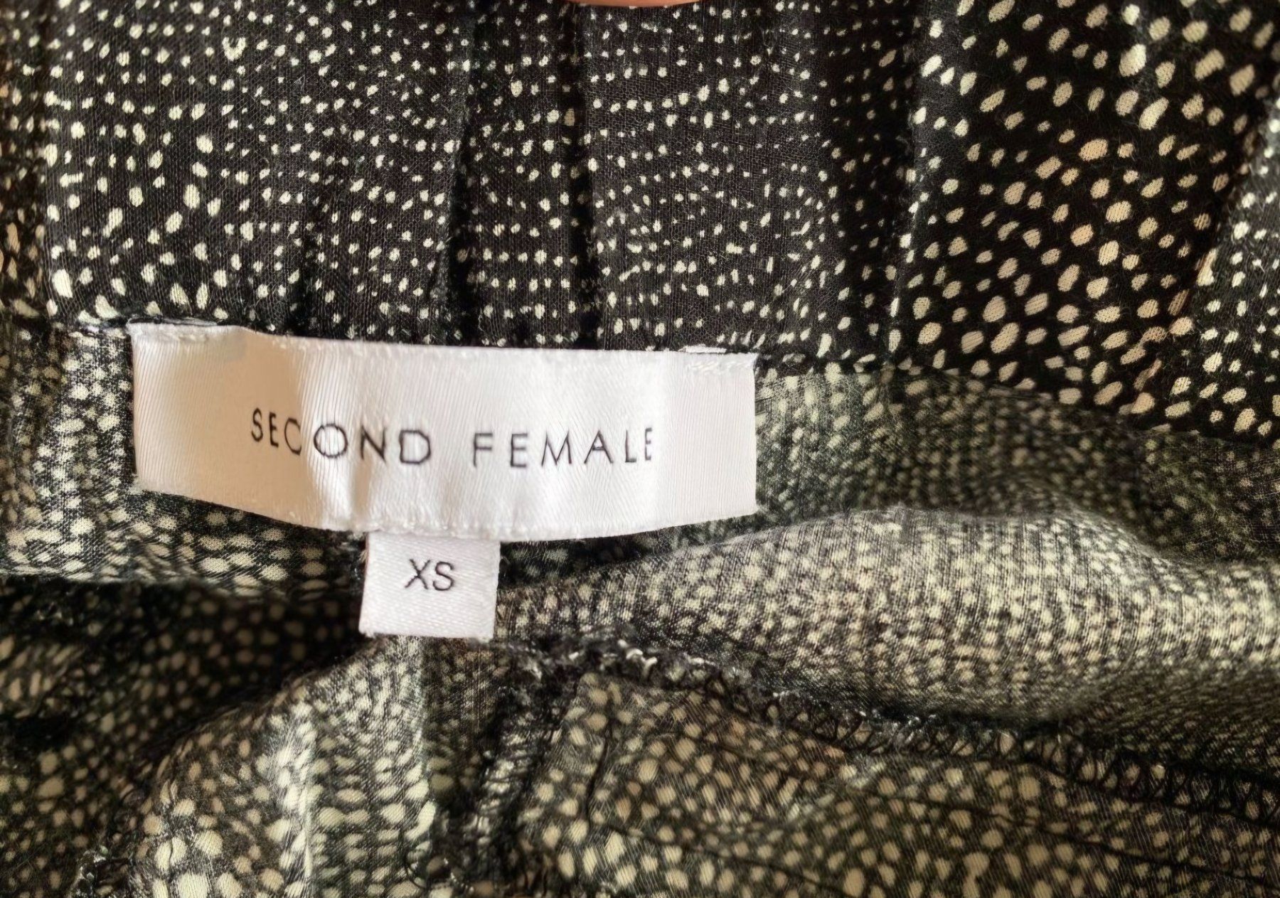 Hosen: Leichte Sommerhose Second Female "Bellis Pants" – Gebraucht aus Embrach von georgiana 5