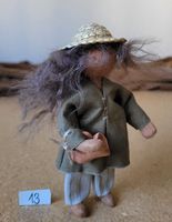 Schwarzenberger Krippenfiguren Kind mit Krügli 13cm N13
