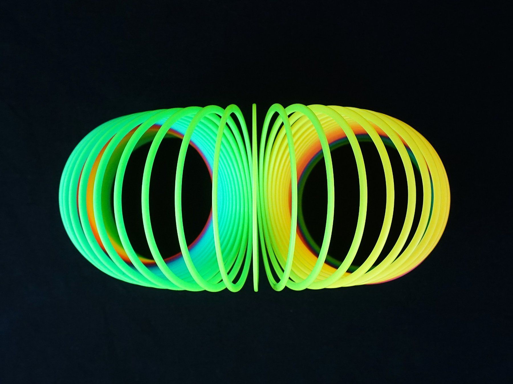 Giocattoli: Slinky Toy in Regenbogen Farben – Usato da Pratteln venduto da Restwert_Pratteln 1