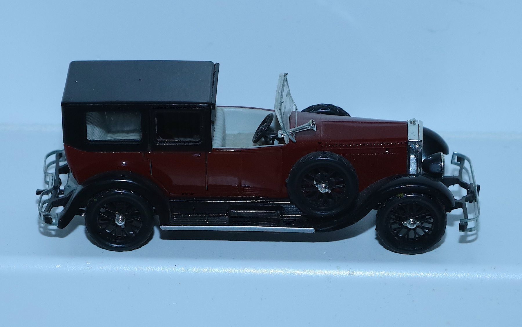 Rio Modellini d'auto: OLDTIMER ISOTTA EDASCHINI  TIPO A8 VON RIO – Usato da Ipsach venduto da Merlux 1