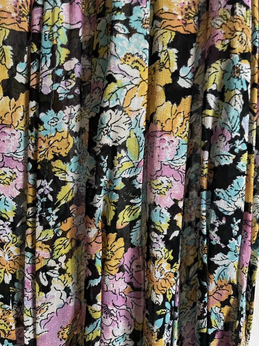 H&M Gonne: Sommerrock mit Blumenmuster, Grösse 36. – Usato da Disentis/Mustér venduto da sil_nx77 4