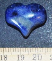 Deko – Heilsteine – R-151 - Blauer Sodalith Herz– 25x20x12mm