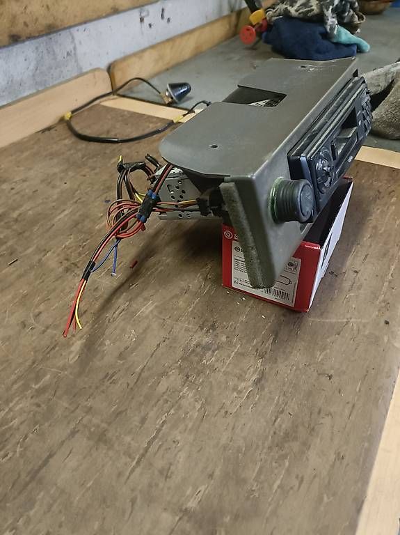 Radios: Fiat Panda 1 support radio complet. – Gebraucht aus Collombey von Gmoustache1 2