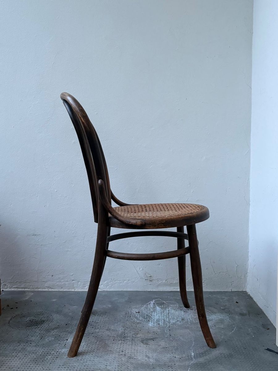 Sedie: Klassiker Holz Stuhl – Usato da Basel venduto da pca_d87v 3