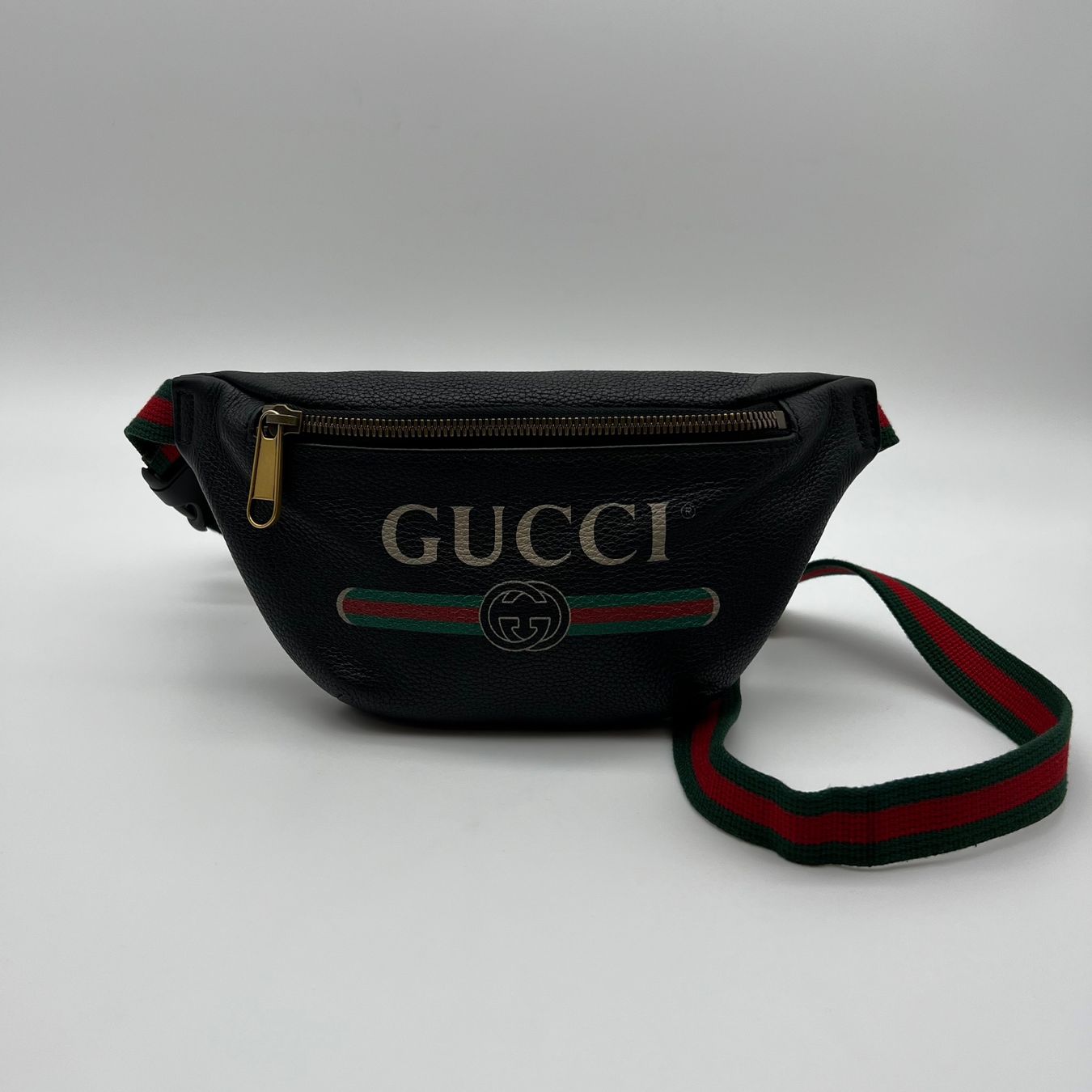 Gucci Taschen: Gucci Bauchtasche – Gebraucht aus Nebikon von LuxuNow