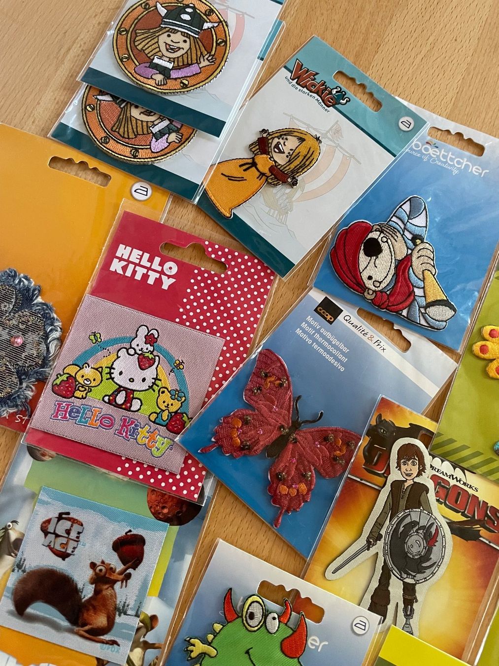 Patches: 14 Näh- oder Aufbügelbare Applikationen – Neu und originalverpackt aus Cham von 2eye 1