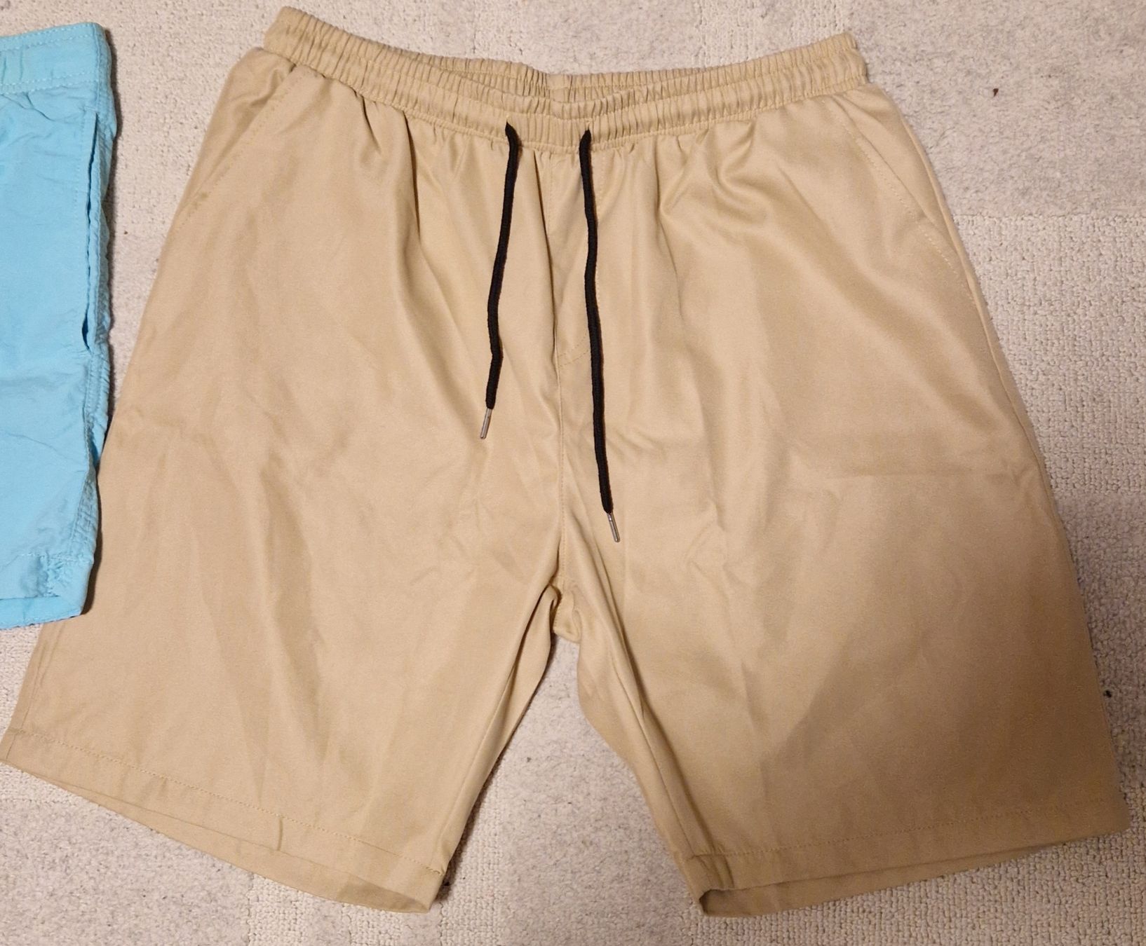 Pantaloni: Badeshorts / Kurze Hose, Beige, Grösse L, – Usato da Glattbrugg venduto da 88LupoAlberto67